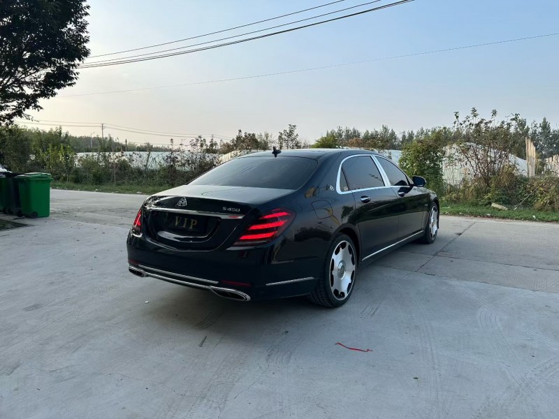 徐州20年奔驰迈巴赫S级4