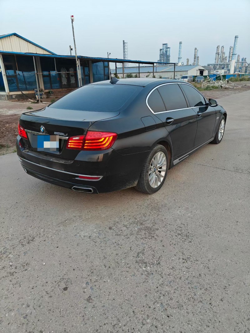 潍坊16年宝马5系3