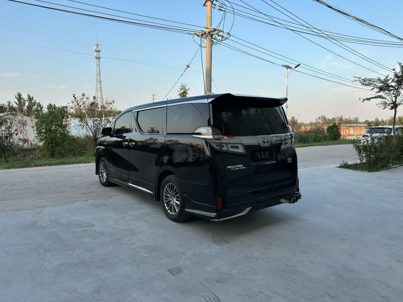 徐州20年丰田威尔法3