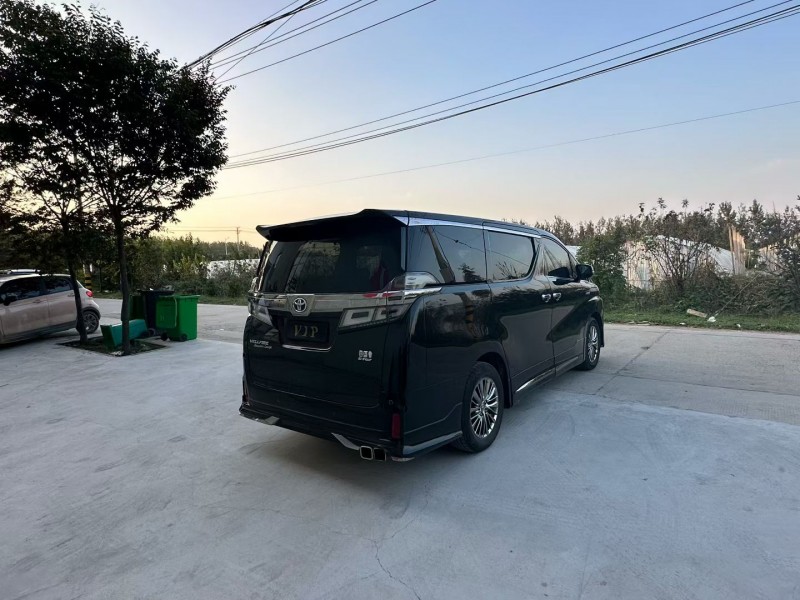 徐州20年丰田威尔法4