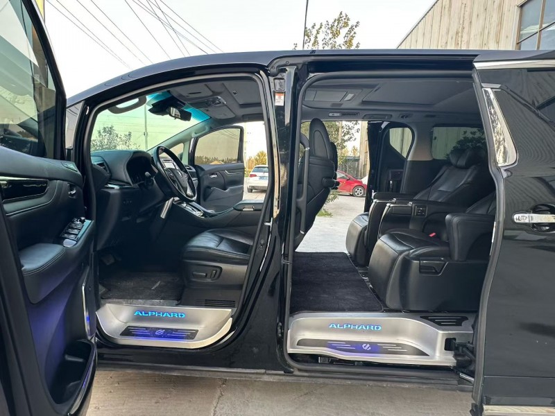 徐州20年丰田威尔法8