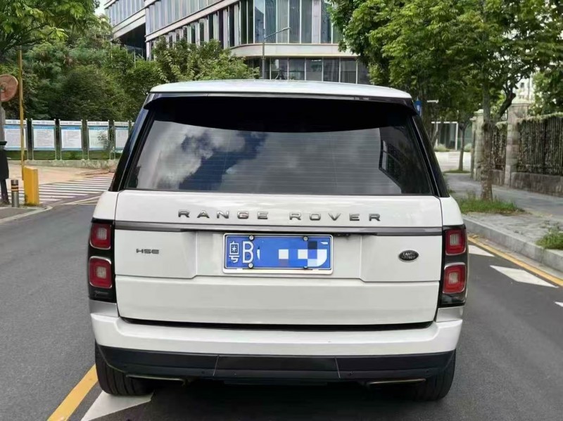 深圳18年路虎揽胜行政9