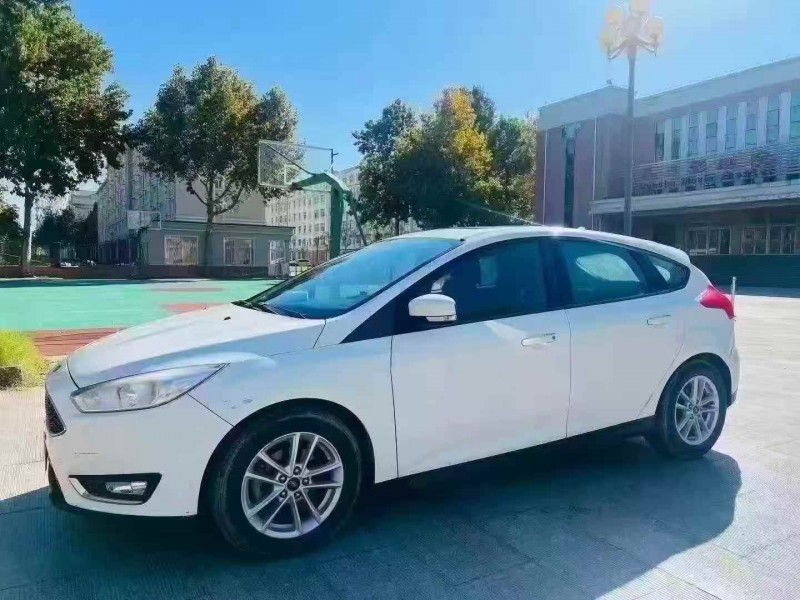 烟台16年福特福克斯2