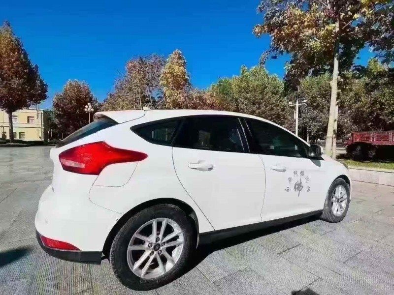 烟台16年福特福克斯8