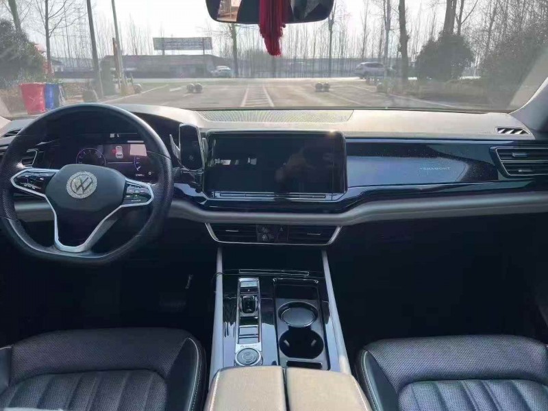 东营22年大众途昂4