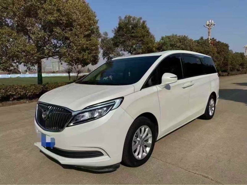 苏州18年别克GL82