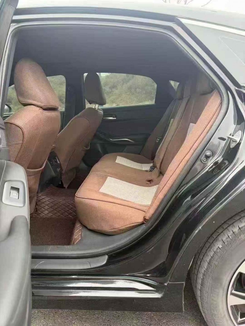 张家口23年丰田亚洲龙5