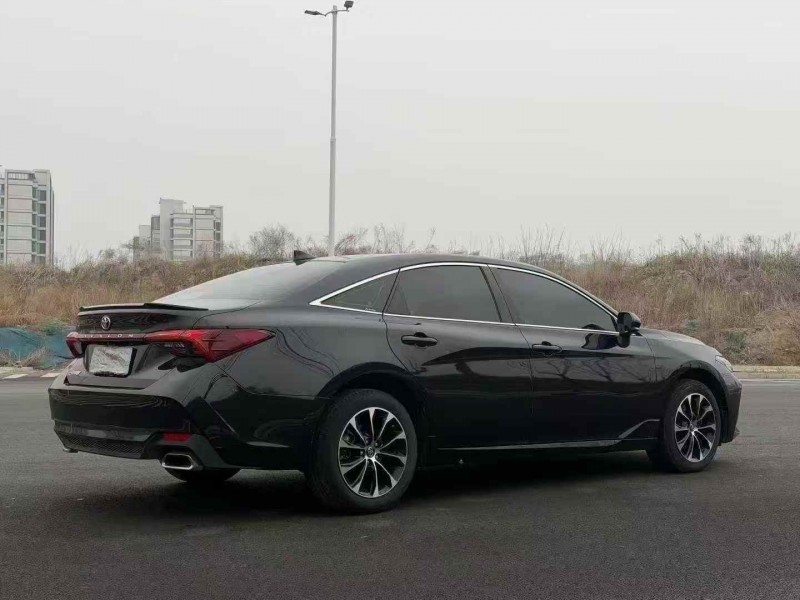 张家口23年丰田亚洲龙7