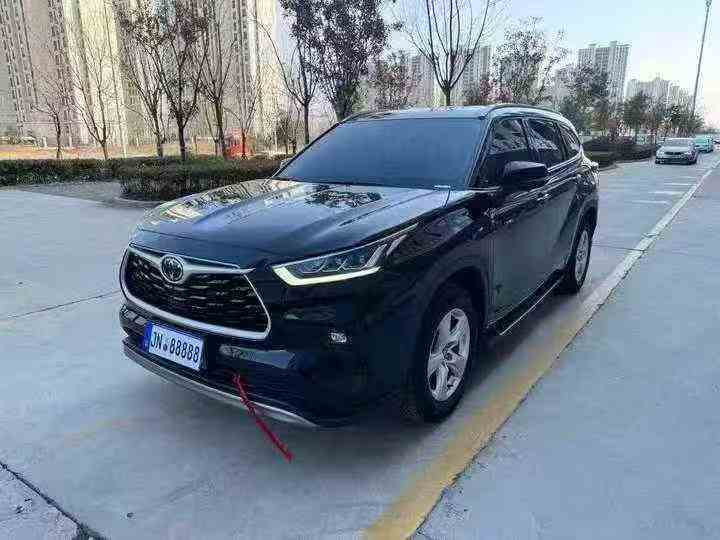 济宁24年丰田汉兰达3