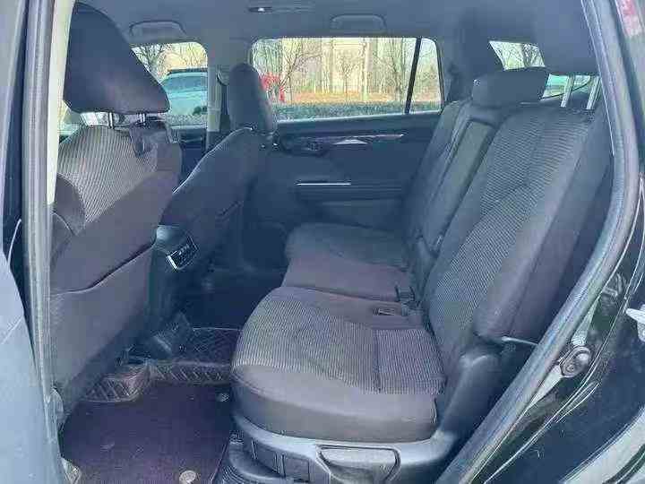 济宁24年丰田汉兰达5