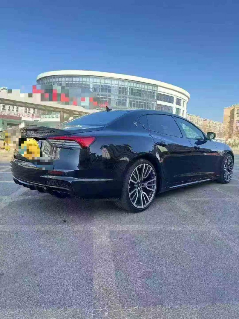 保定18年玛莎拉蒂总裁8