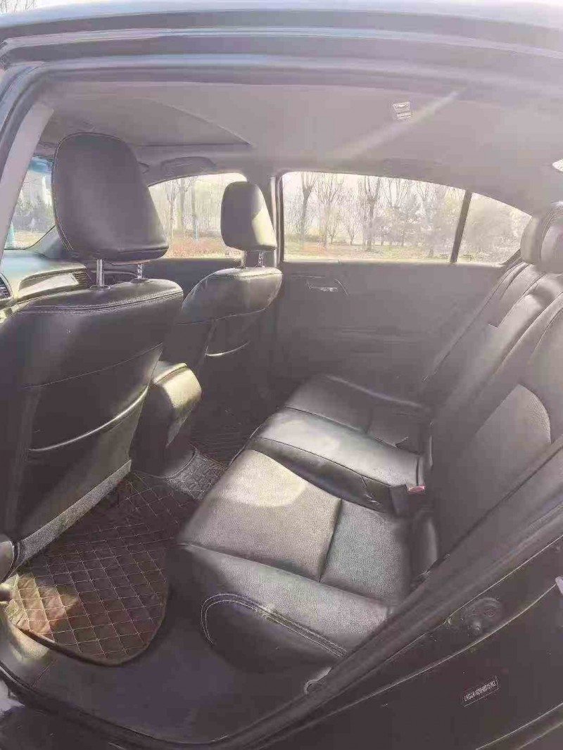 天津17年本田雅阁6