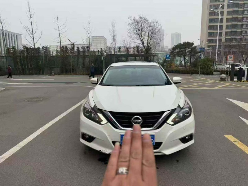 淄博17年日产天籁1