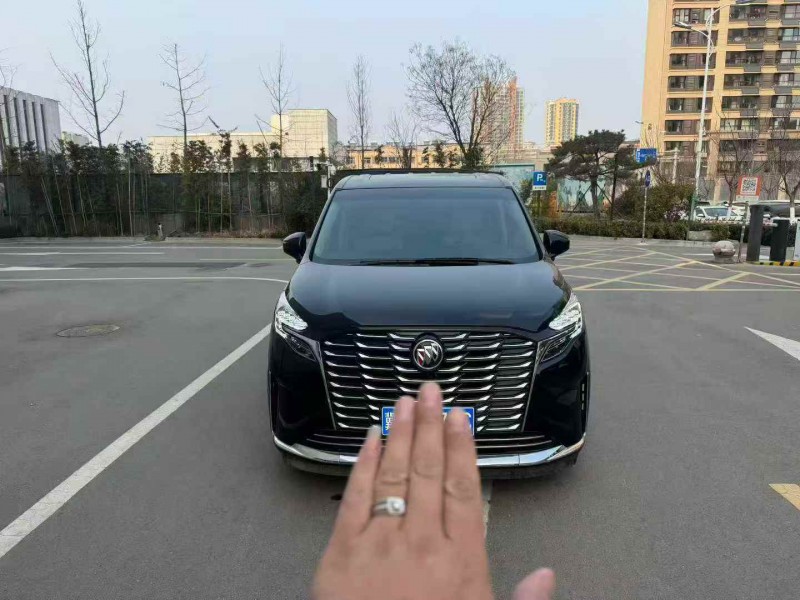 潍坊22年别克GL81