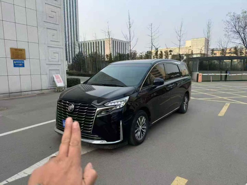 潍坊22年别克GL82