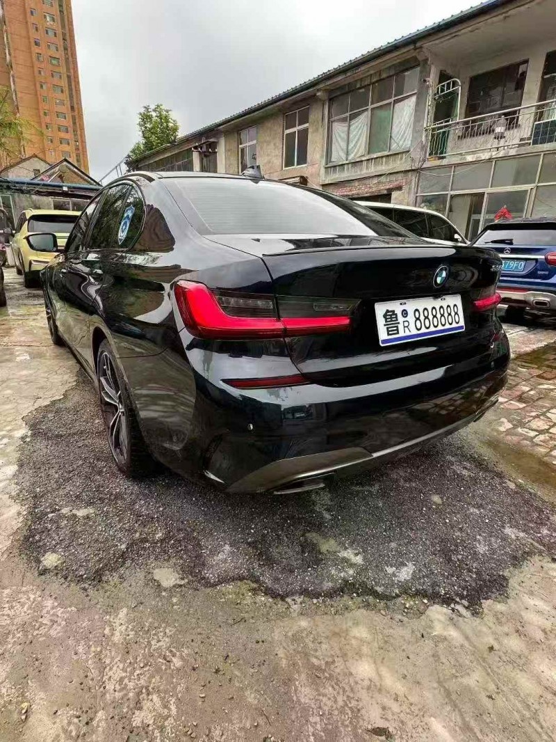 绍兴22年宝马3系8