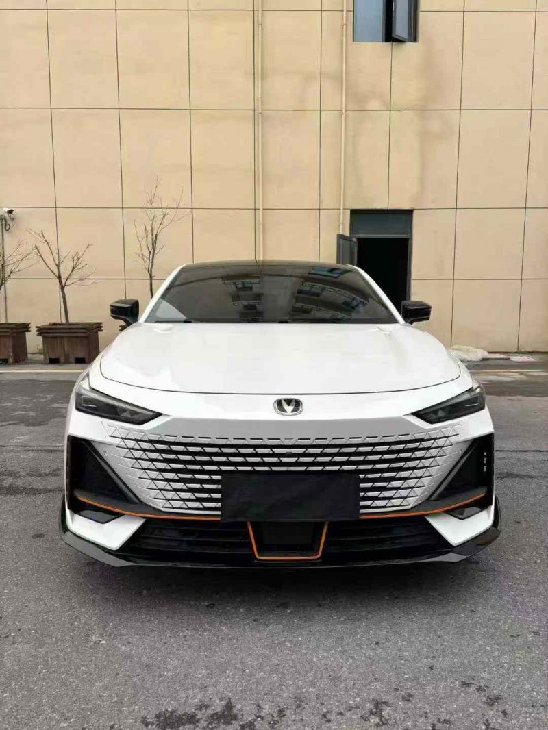 襄阳23年长安汽车UNI1