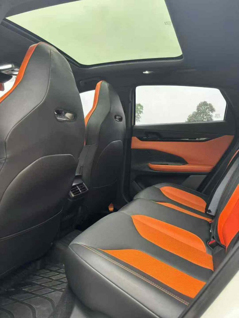 襄阳23年长安汽车UNI4