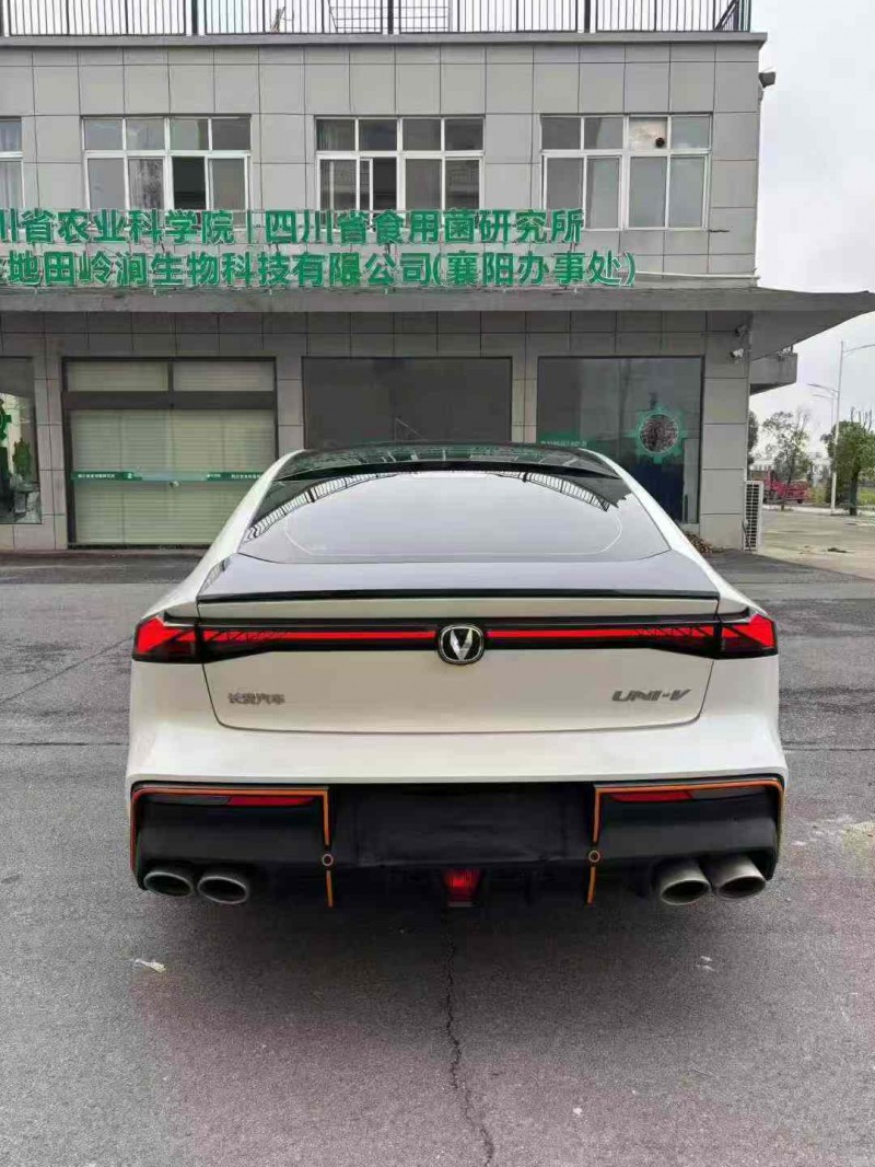 襄阳23年长安汽车UNI9