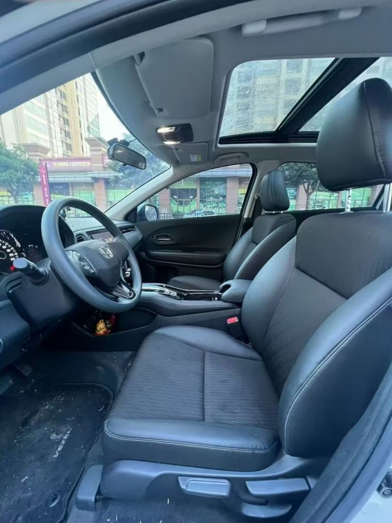 东莞21年本田缤智5