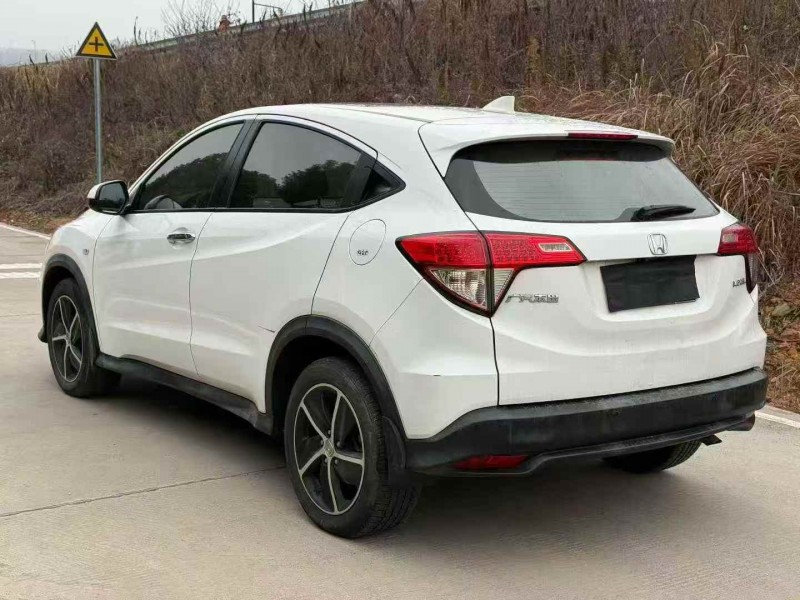 衡阳20年本田缤智7