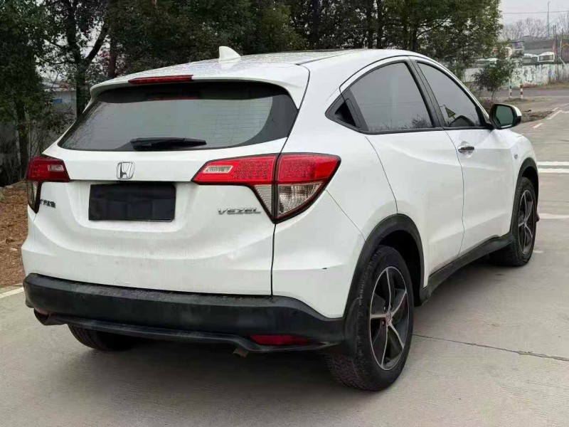 衡阳20年本田缤智8