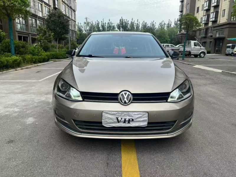 徐州17年大众高尔夫1