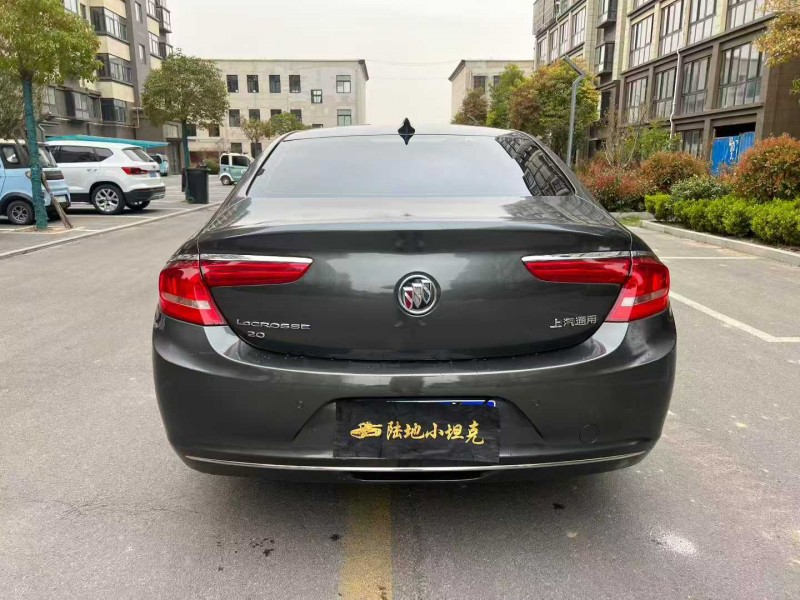 徐州17年别克君越9