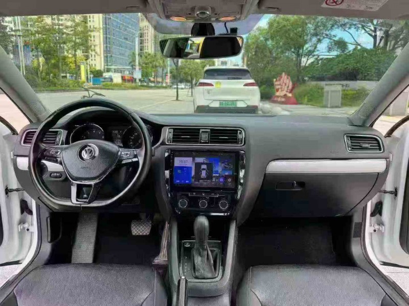 佛山19年大众速腾5