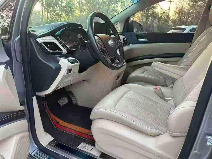 徐州23年别克GL86