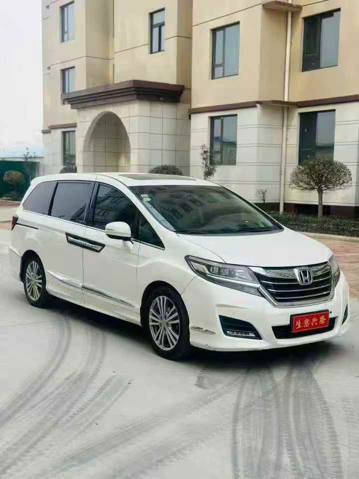 郑州18年本田艾力绅2