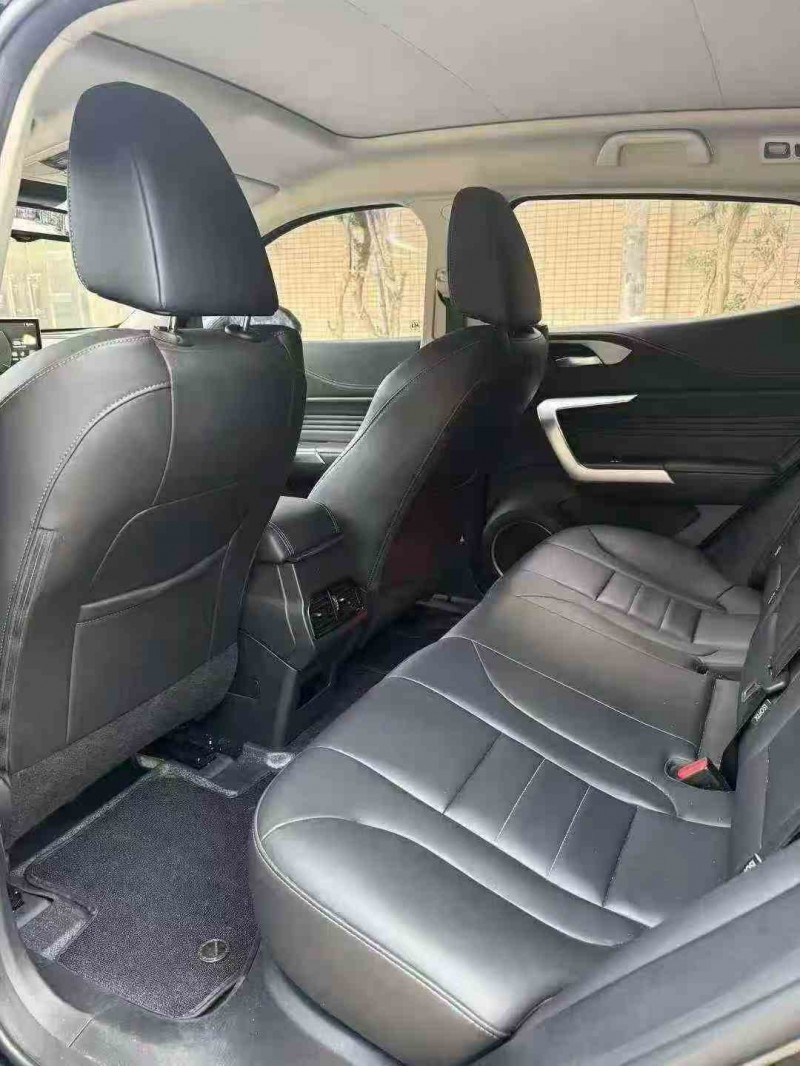 深圳21年长城汽车魏牌6