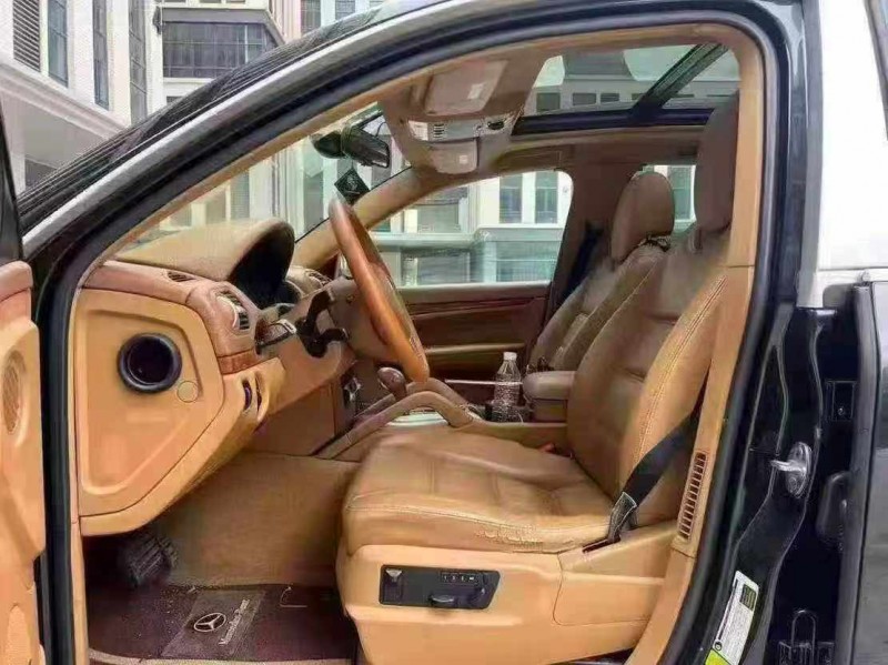 广州08年保时捷卡宴8