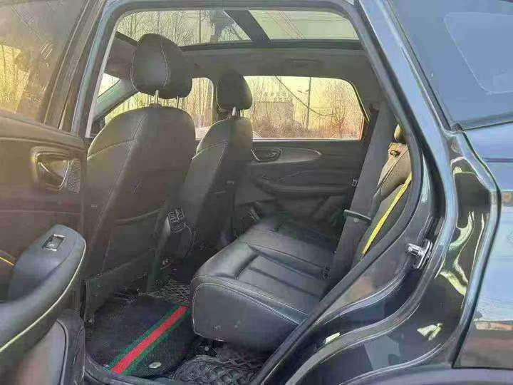 徐州22年荣威RX55