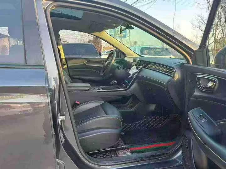 徐州22年荣威RX57