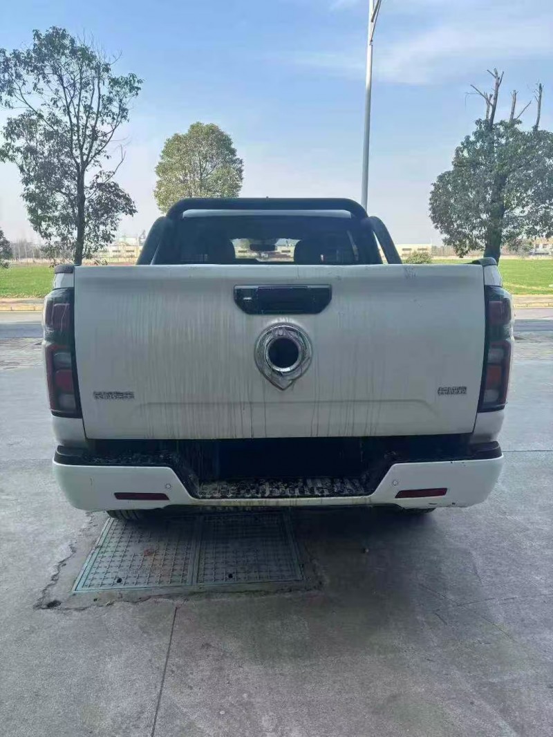 襄阳23年长城汽车炮 皮卡9