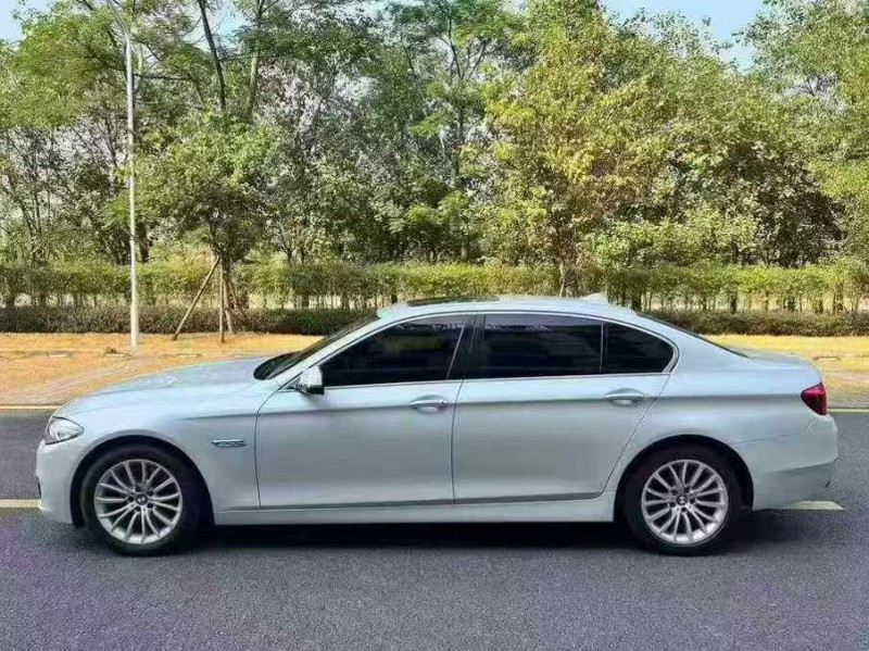 广州15年宝马5系4