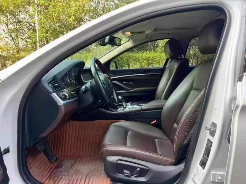 广州15年宝马5系8