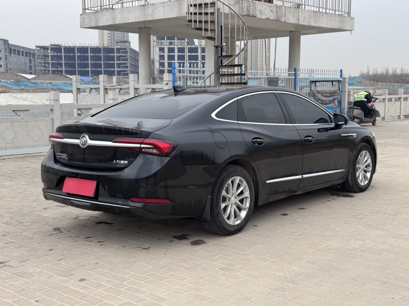 郑州20年别克君越4