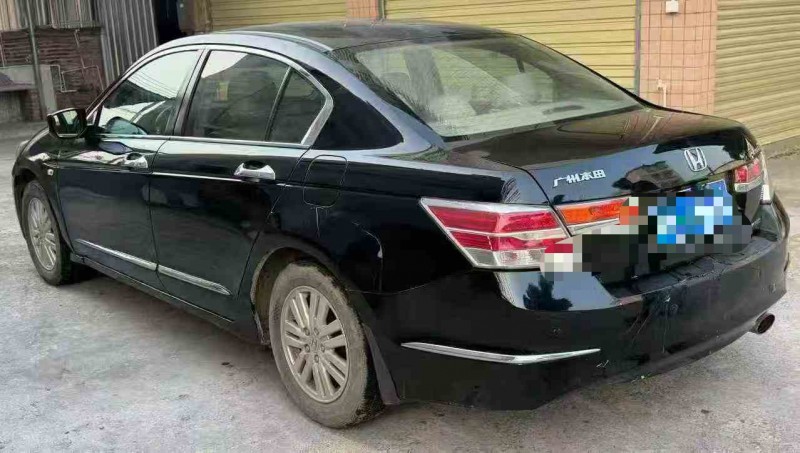 湛江13年本田雅阁7