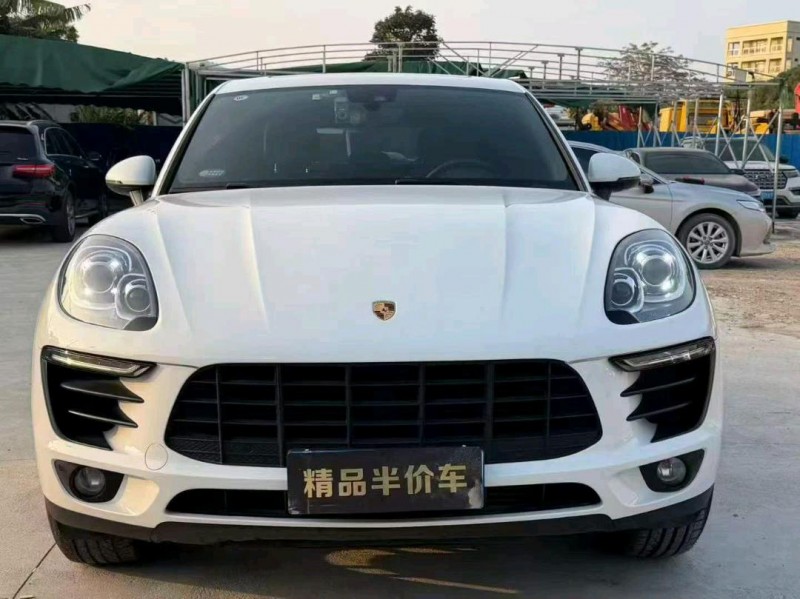 广州17年保时捷Macan1