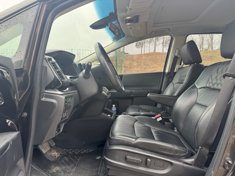 郑州20年本田艾力绅7