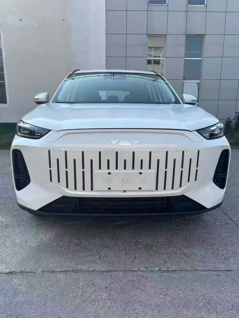 襄阳26年奇瑞风云1