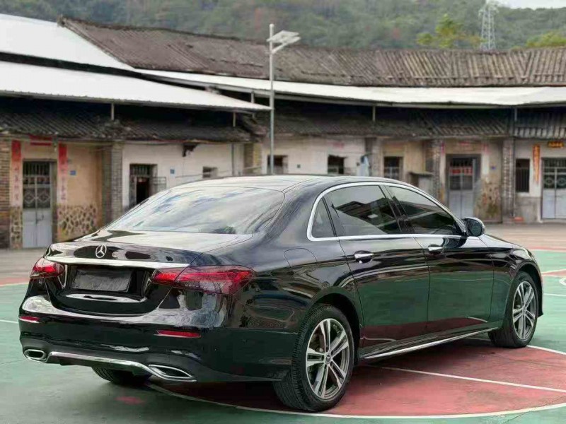 珠海22年奔驰E8