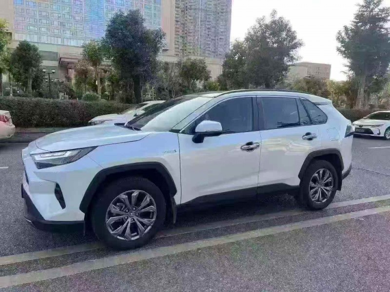 珠海24年丰田RAV4荣放2