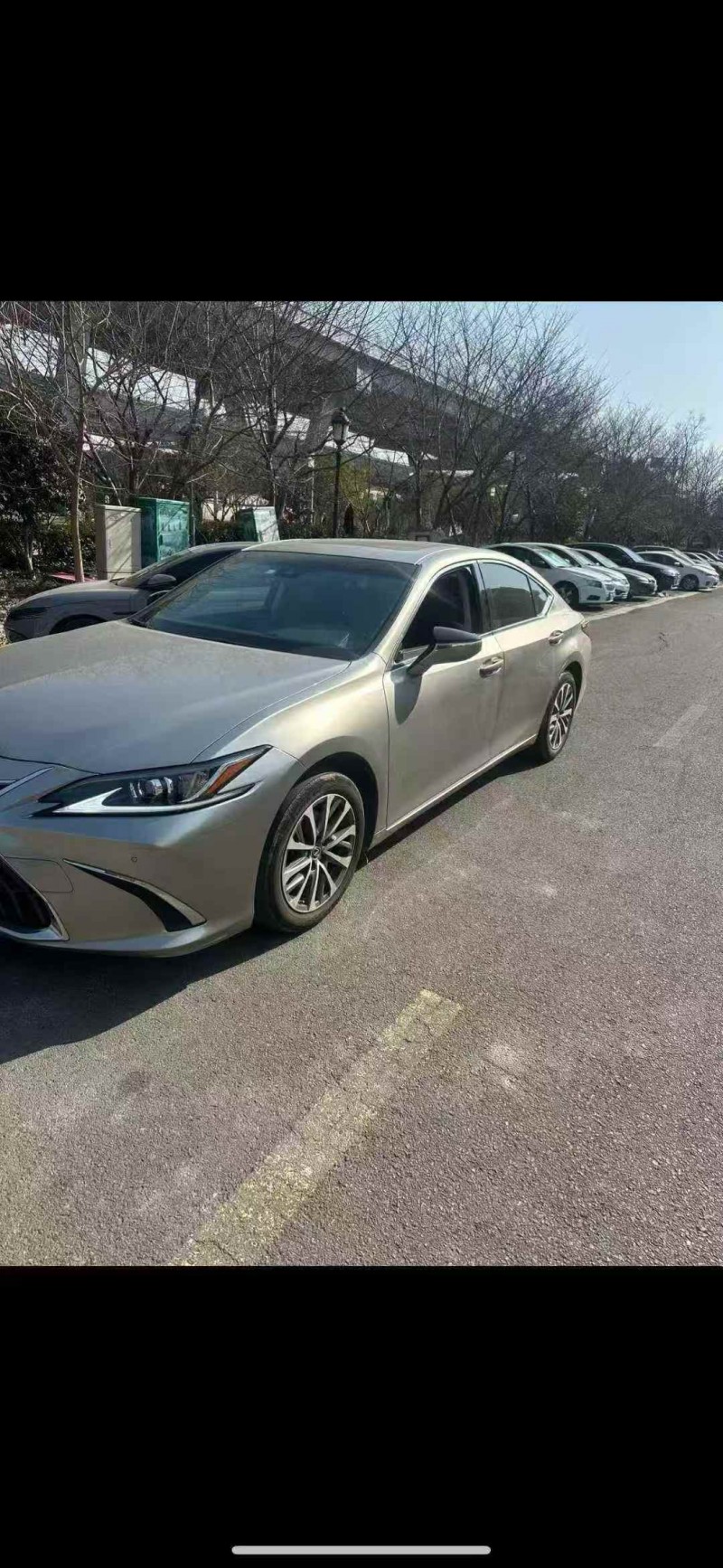 湖州22年雷克萨斯ES3