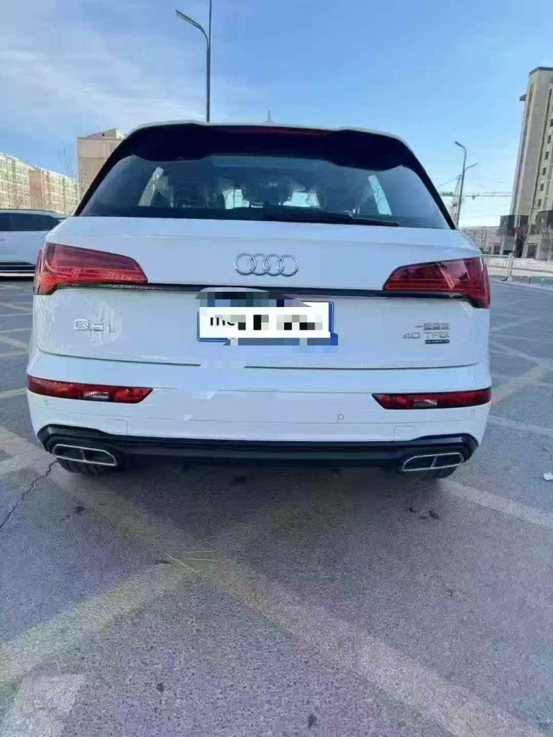 邯郸26年奥迪Q58