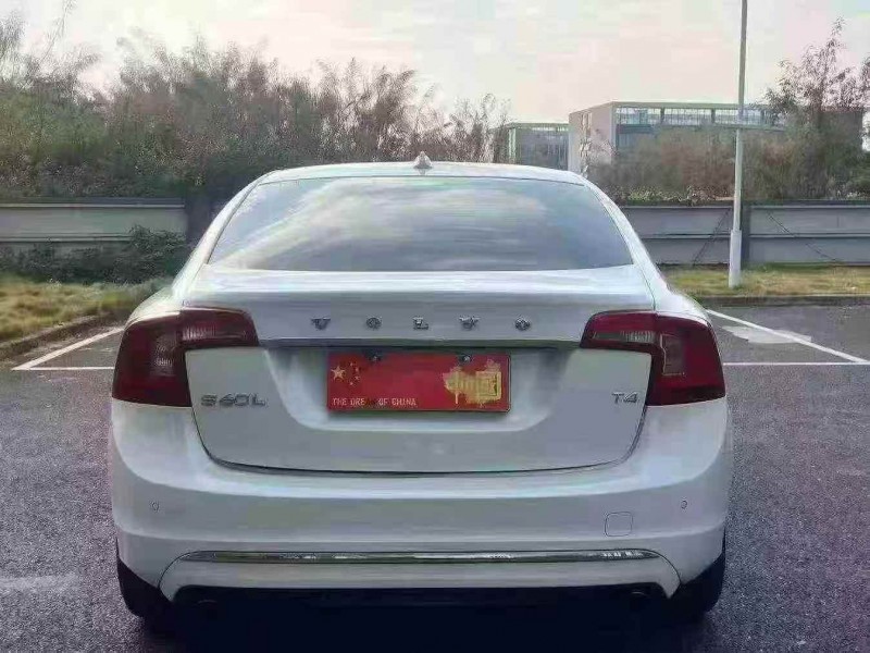 广州16年沃尔沃S60L5