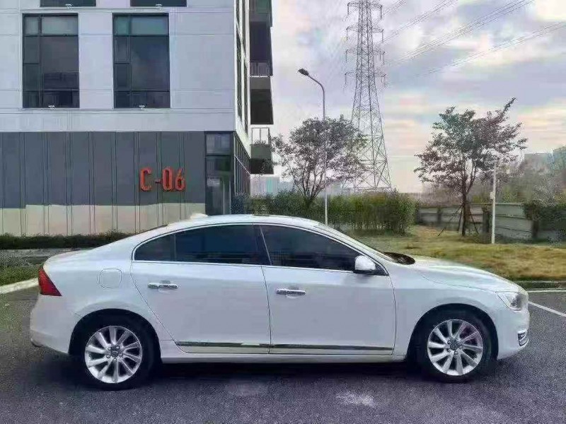广州16年沃尔沃S60L6