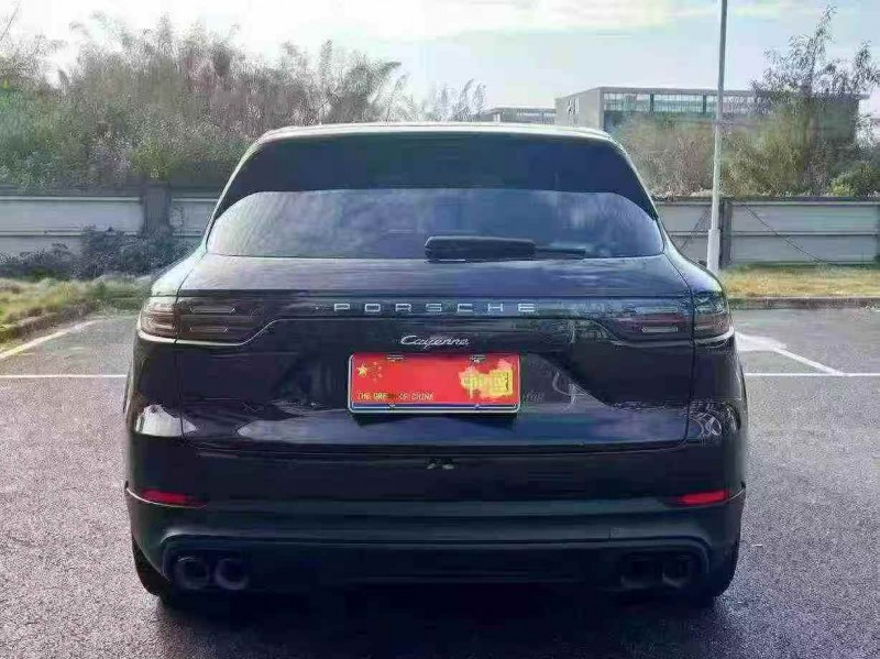 东莞20年保时捷卡宴4